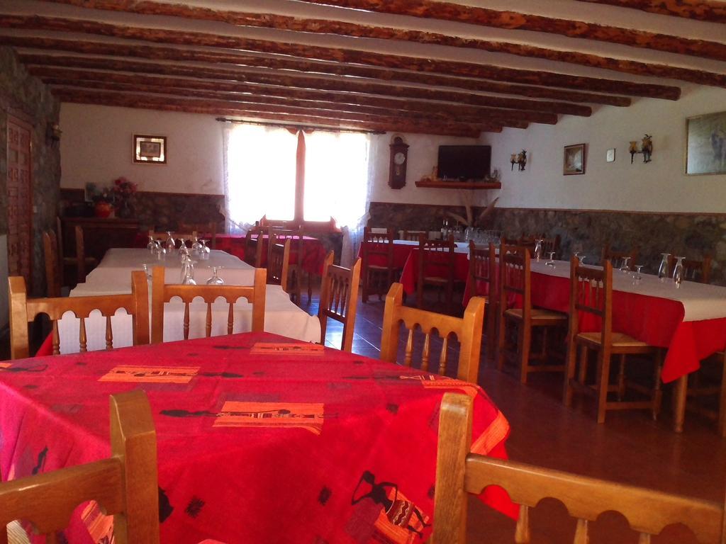 Pension Pallaruelo Saravillo Bagian luar foto