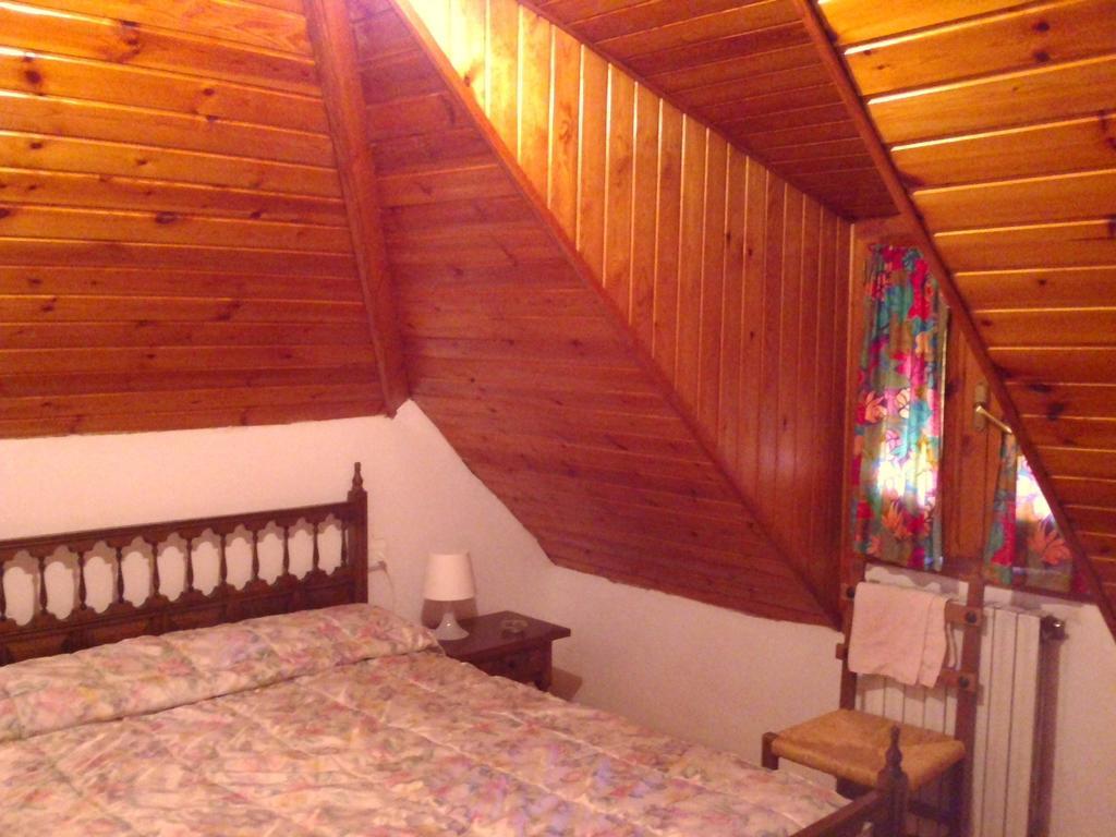 Pension Pallaruelo Saravillo Bagian luar foto